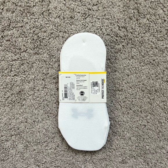 UA Training Heat Gear Ultra Low Socks (3 pairs) - Picture 2 of 2
